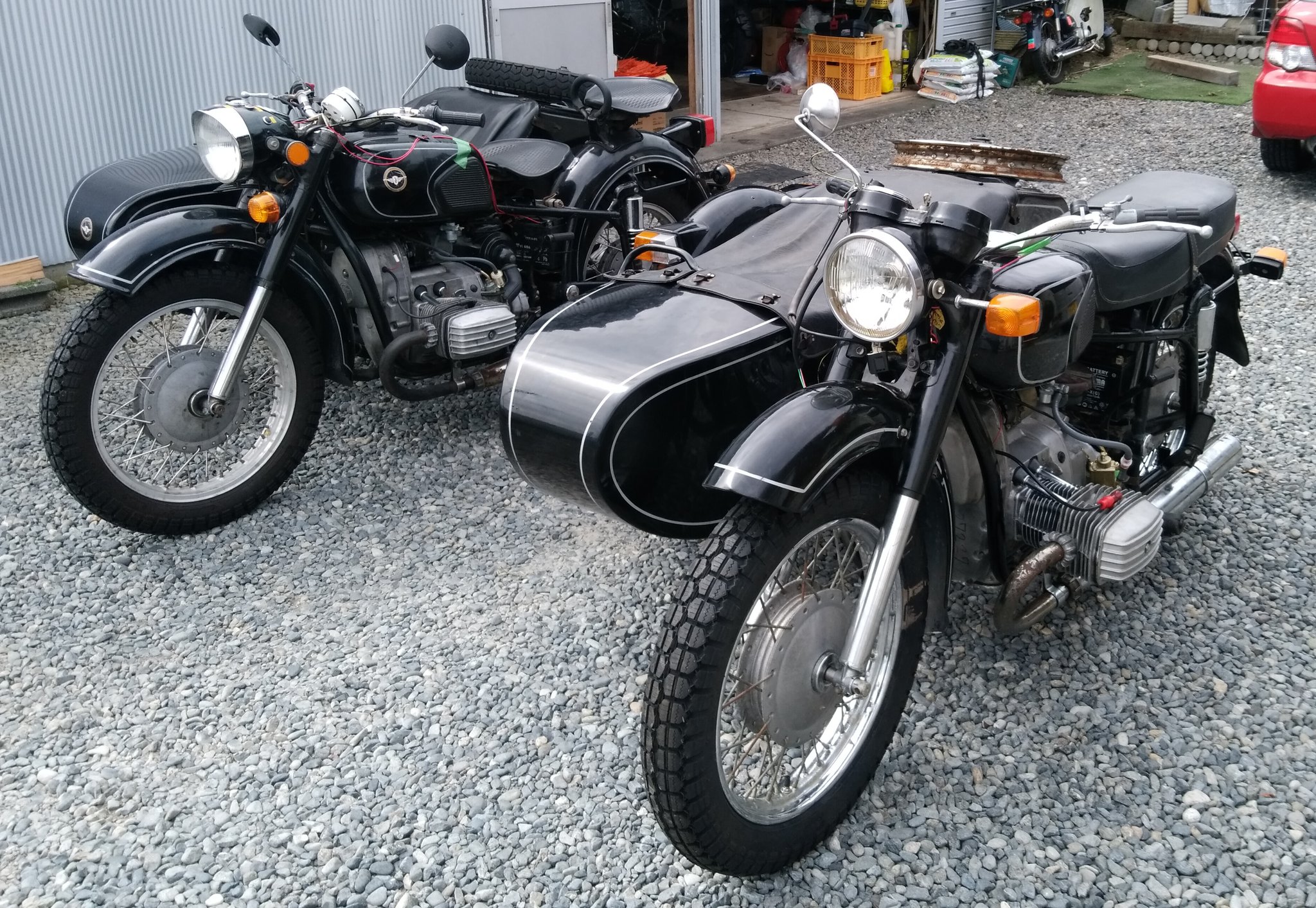 ソ連製のドニエプル」 岩下コレクションは世界のモーターサイクル博物館として、世界各国のモーターサイクルの展示紹介を心掛けています。 6年程前にロシアから