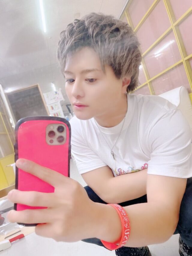 フォーエイトとのコラボ動画で大興奮