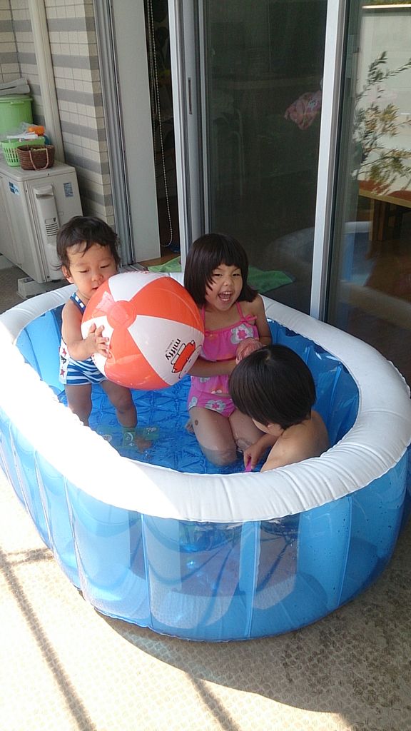 ベランダプールは迷惑？ マンションは苦情が出ないように対策を立てよう。smile*diary