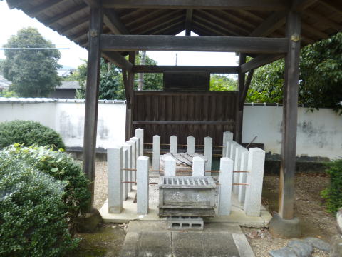 日野誕生院の見所と解説京都のITベンチャーで働く女の写真日記 スマートフォン版