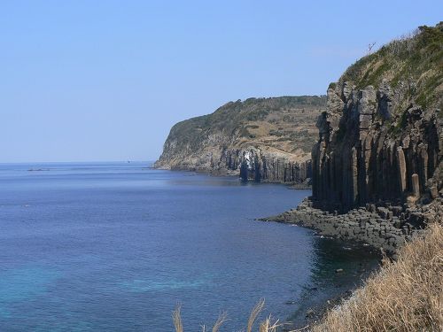 平戸市の生月島は自然とキリスト教に触れることができる場所で、世界遺産の中江ノ島が見れたりと独特な島でした海島中江ノ島世界遺産世界文化遺産長崎県平戸