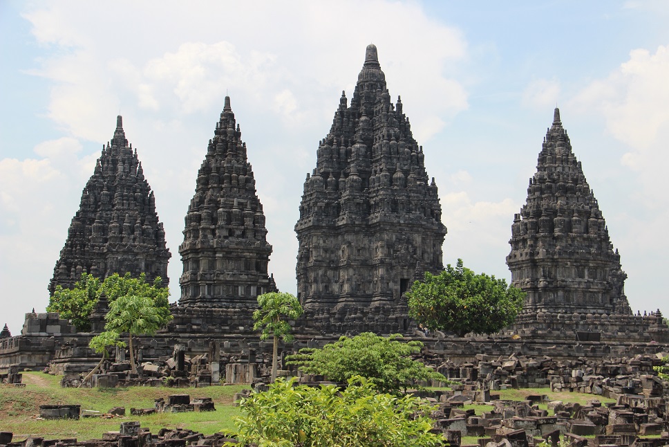 プランバナン遺跡❘ウェンディーツアーインドネシア
