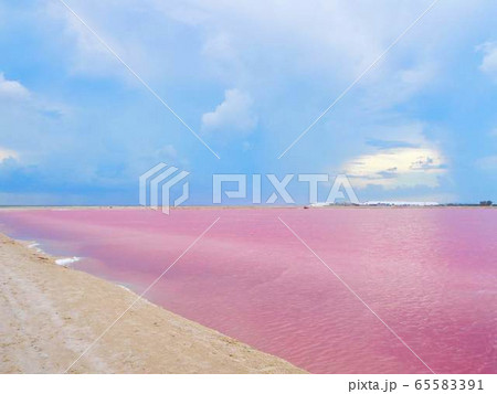 mexico ,pinklake ,