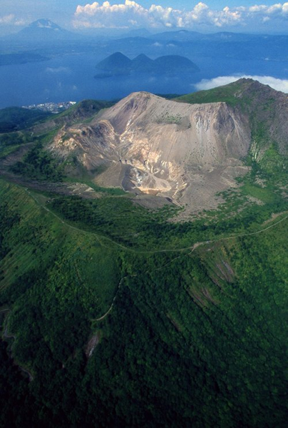 有珠山噴火記念公園洞爺湖- ツアーとアクティビティエクスペディア