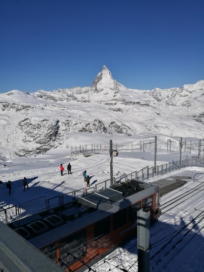 ゴルナーグラート鉄道 展望台 見どころ・料金・時刻表まとめ