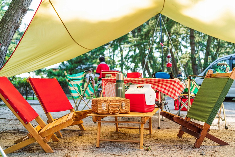 キャンプのおしゃれなレイアウトはこうつくる！これでテントの中までオシャレさんキャンプ・アウトドア情報メディアhinata