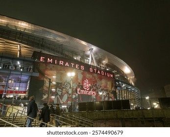 エミレーツスタジアム スタジアムツアーTravelling Around