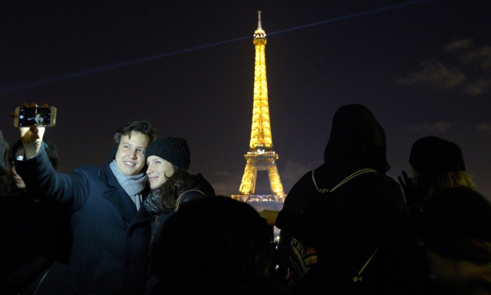 やっぱりエッフェル塔近辺は治安が悪い シャン・ド・マルスでの観光客レイプ事件 ~ 海外で暮らしてみたら