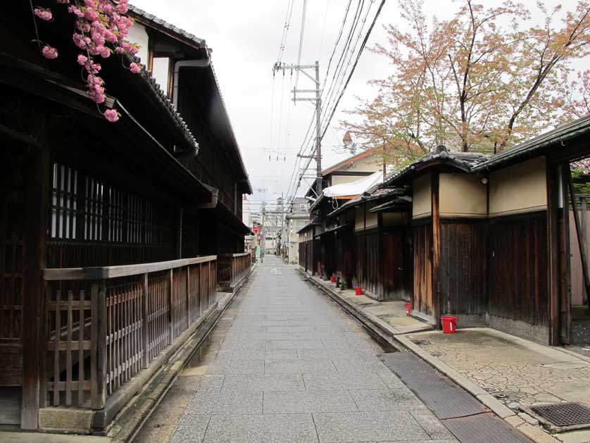 Gion Hanamikoji Street: The Most