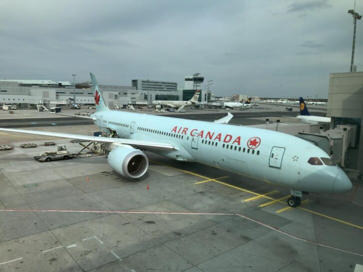 フランクフルト空港から中央駅へ : イ課長ブログ