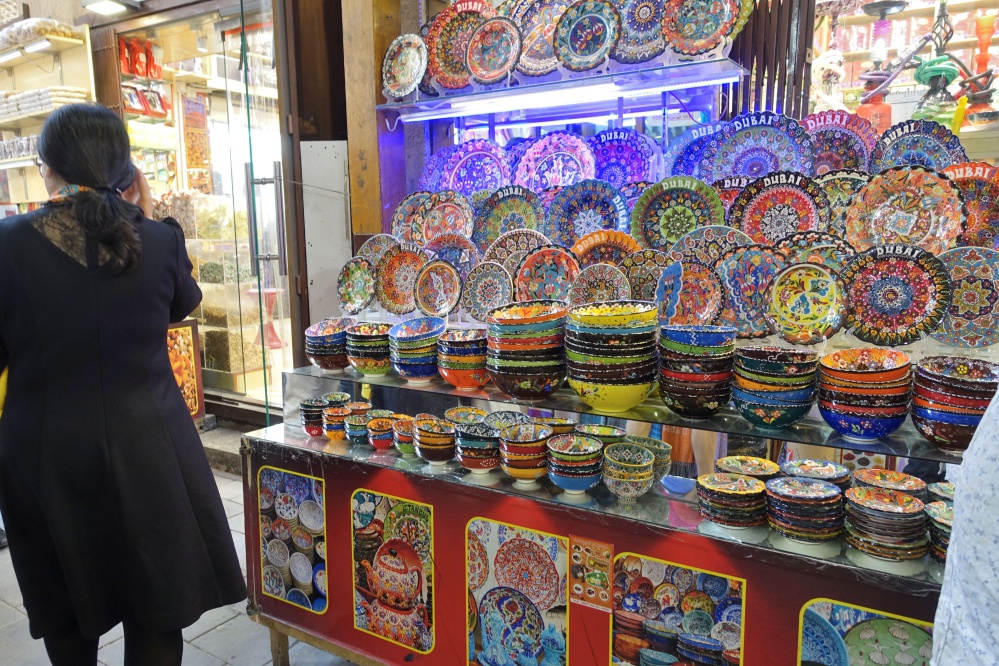 ドバイスーク」スパイススークの見どころや行き方について解説！旧市街にある中東市場トリップガイド