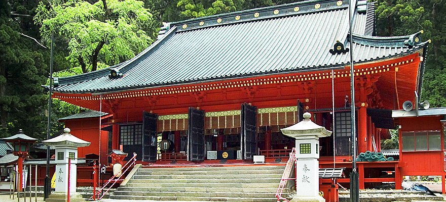 中宮祠稲荷神社です。 例祭日は、3月28日です。 幟のご奉納希望の方は、二荒山神社中宮祠 電話0288-55-0017 へご連絡願います。日光二荒山神社中宮祠二荒山神社中宮祠日光日光市栃木県日本nikkotochigijapan神社奥日光Nikko境内例祭中宮祠