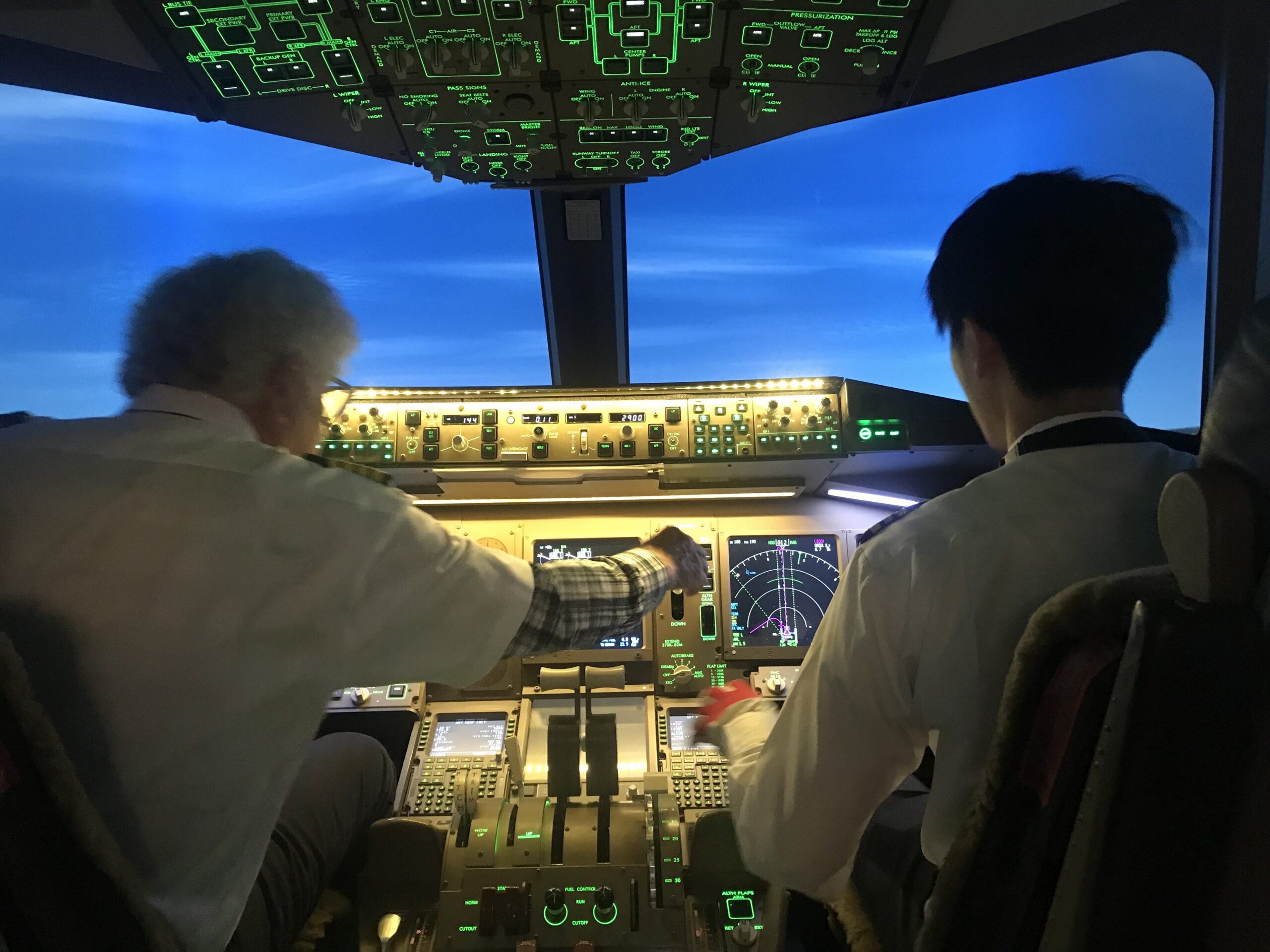 グラスコックピット＠飛翔 - 実験用航空機レポート