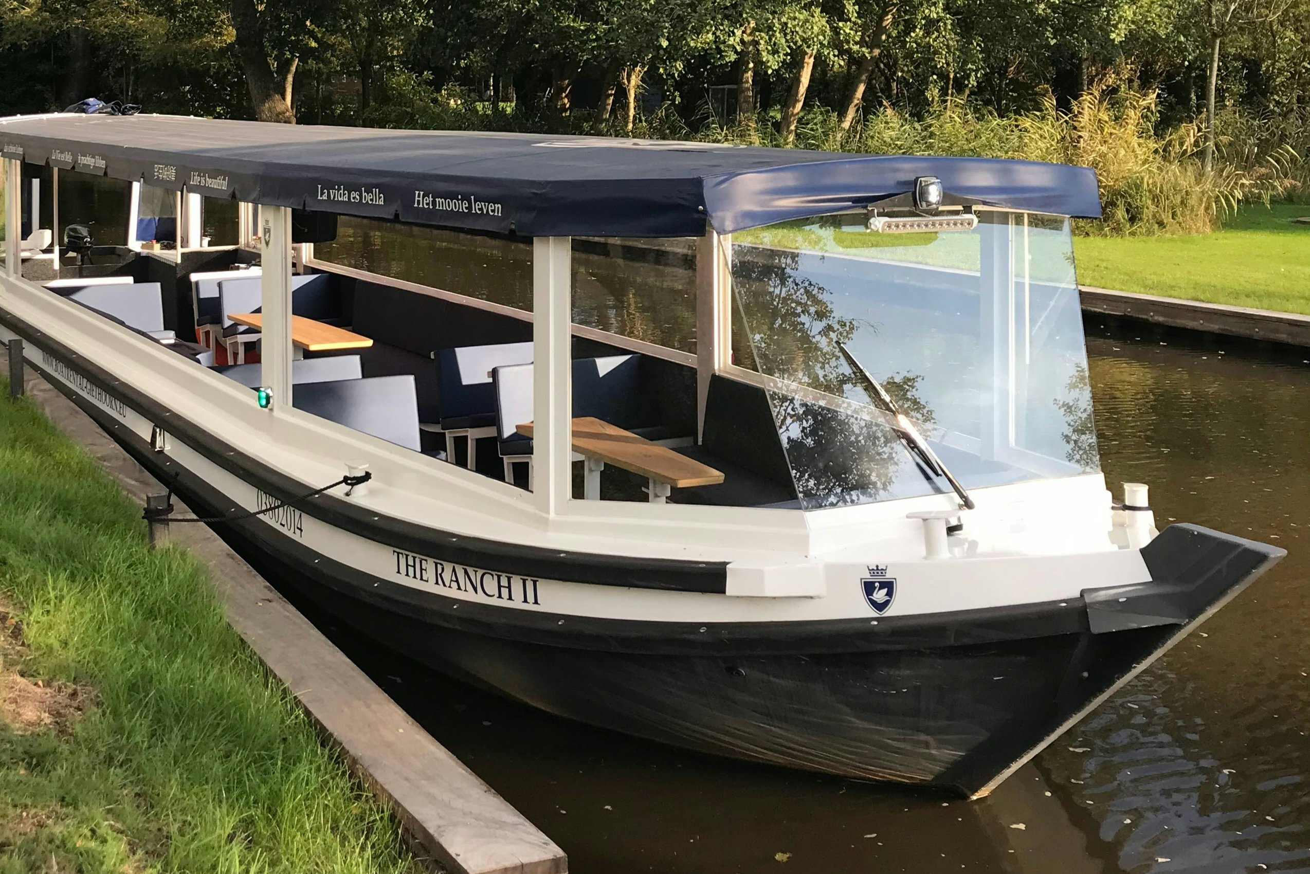 ヒートホールン〜車でなく船が交通手段に！？川に囲まれた可愛すぎるオランダの村YOSO-Walk