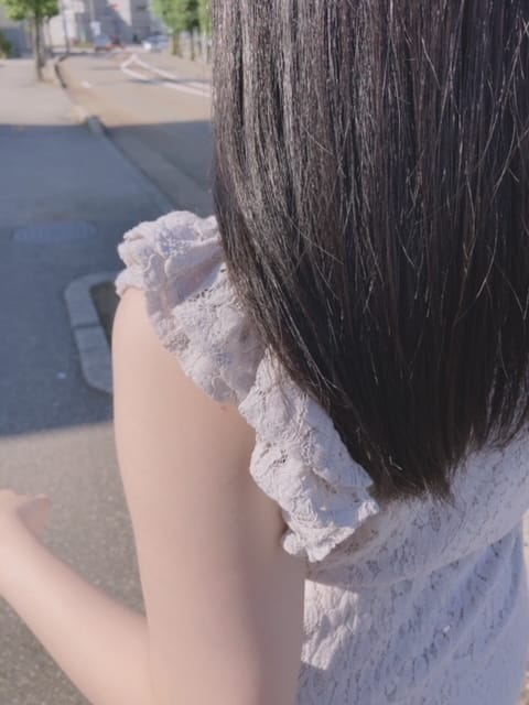 金沢の人妻熟女風俗求人【R-30】で高収入バイト