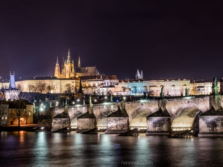 カレル橋周辺の人気ホテル ￥14,831 ～～Hotels.com