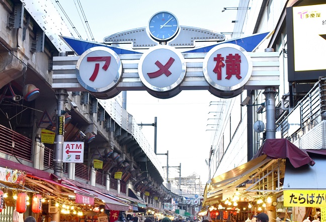 4K 上野アメ横～御徒町買い物よりも飲み屋でにぎわう商店街ガード下飲み屋異国の屋台多数でここはどこ？おかちまちパンダ広場 ameyokookachimachi ueno