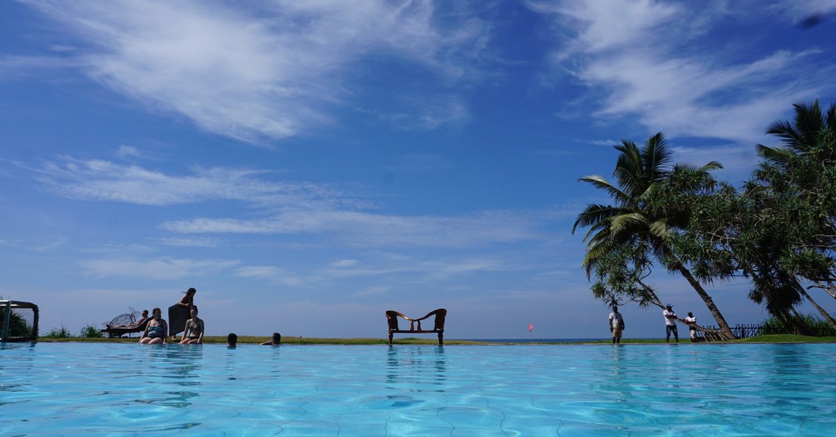 スリ シャラビ ビーチ