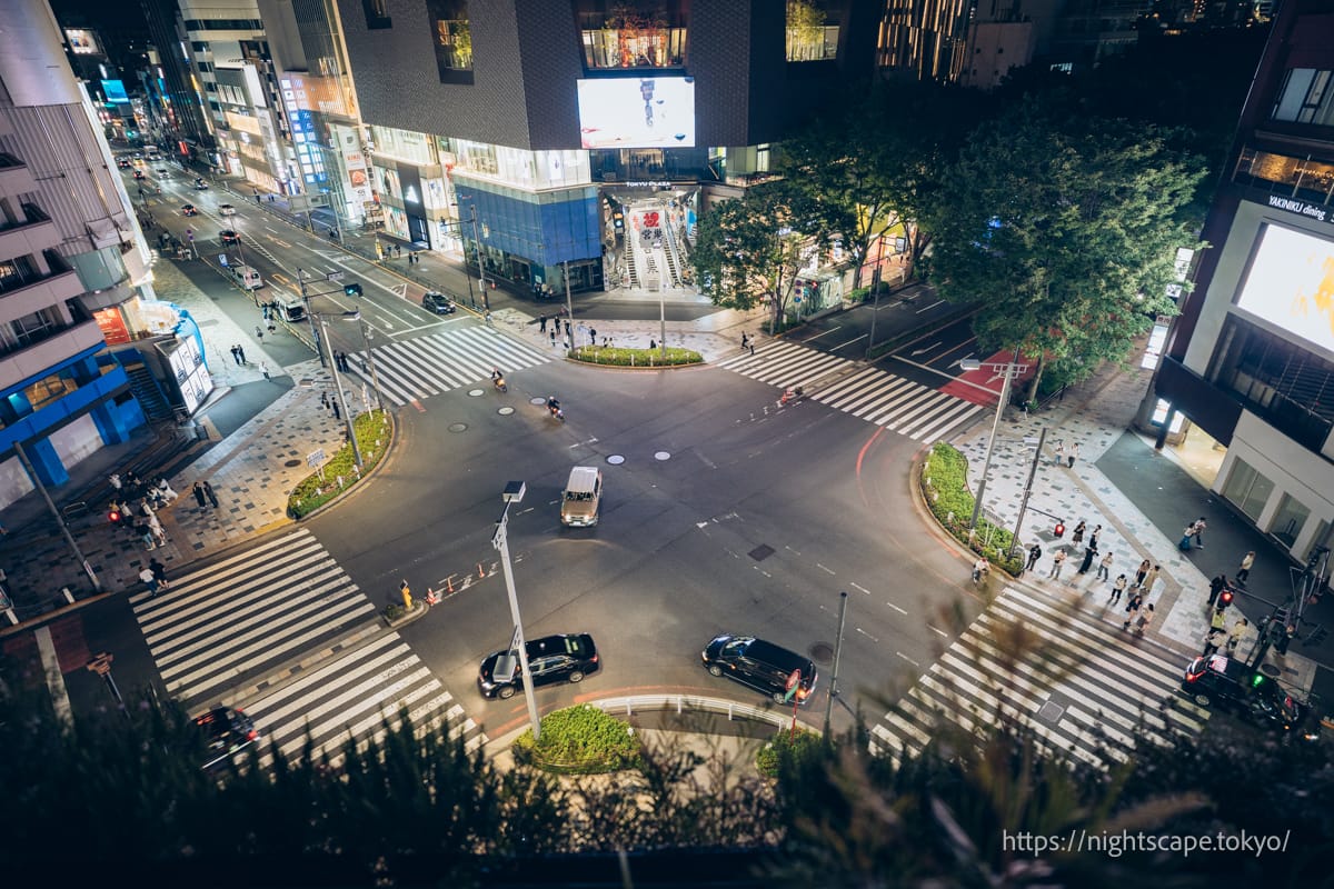 明治通り交差点グラフォン無料素材