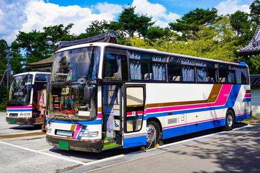 秋のシニア バス旅行のイラスト素材89671549- PIXTA