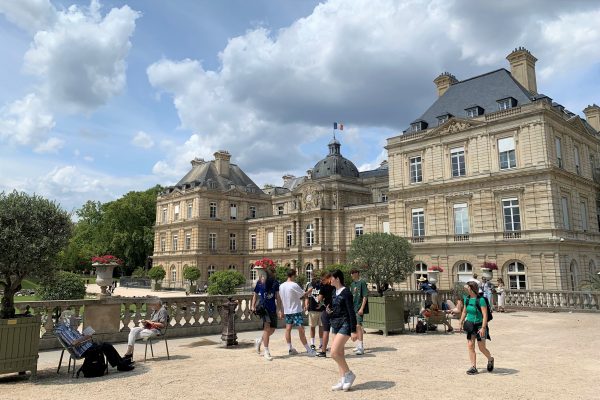 晴れた日は、リュクサンブール公園で。パリで夢を見ているParismadame FIGARO.jp フィガロジャポン