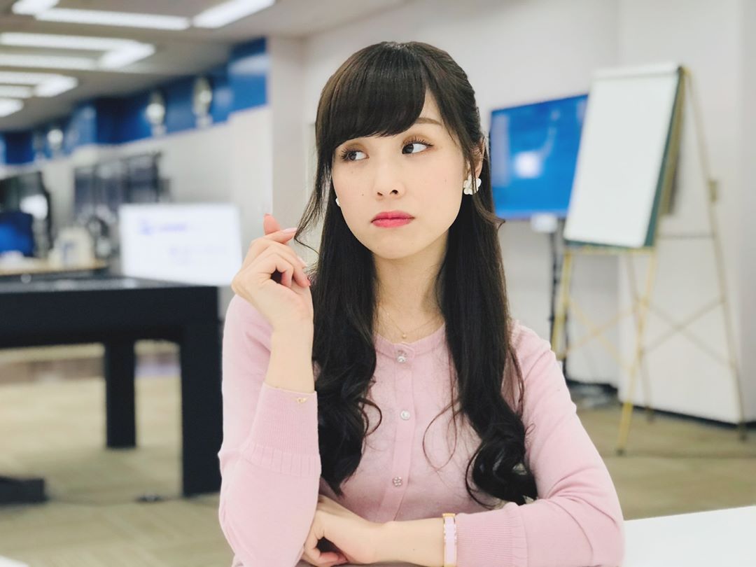 松雪彩花「何が起きても動揺せず、自信を持って情報を伝えていくことは、視聴者に安心感を与えるためにも心がけています」ウェザーニュースキャスター連載・第18回  |