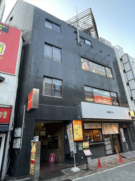 カレー名店紹介】「アーンドラ・ダバ」 神田駅前で最上級の南インドカレー ここのミールスはおススメです |