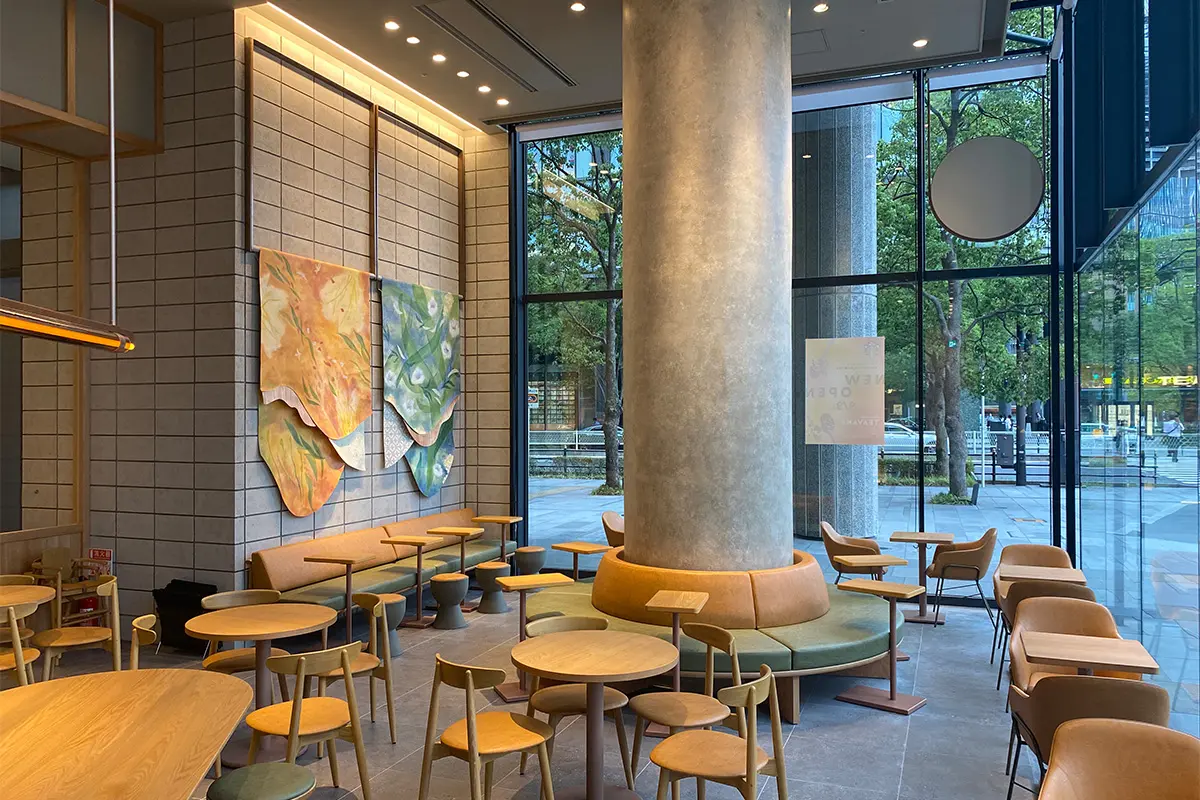 おしゃれなスタバ TSUTAYA BOOKSTORE