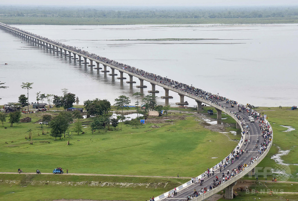 インドの秘境に架かる「生きてる橋」。500年成長し続けるその姿とは・旅時間