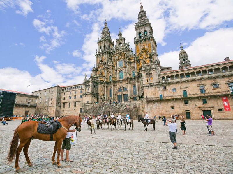 ガイドツアーサンティアゴ・デ・コンポステーラ大聖堂と博物館 2025 - サンティアゴデコンポステーラ