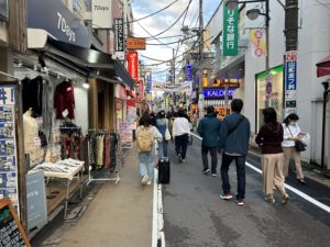 蠱惑の飲み屋街から青梅街道に出る《荻窪と西荻窪の真ん中紀行》① | †PIAS† isn't anything