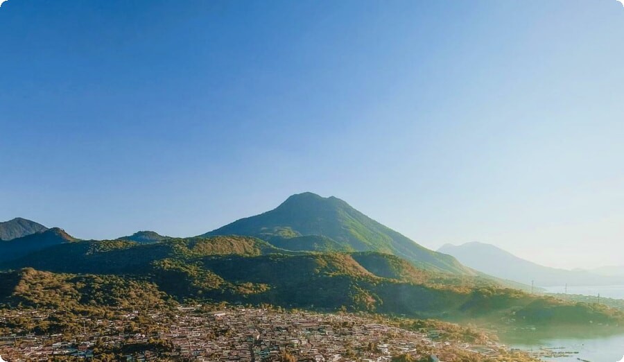 中南米の京都または川越？アンティグアの街歩き 2022年ふつうの旅22グアテマラ ポール