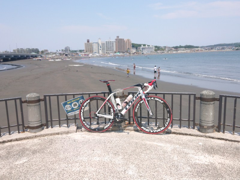 江ノ島オリンピック広場駐車場・トイレ完備、柵もある安全な投げ釣り場東京湾奥釣り場探検隊動画で東京、千葉、神奈川の海、川、池、沼などの釣り場を紹介
