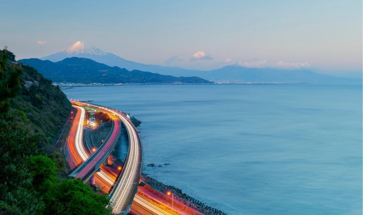 静岡デートにおすすめのスポット16選！カップル向けデートコースも紹介旅先で特別な結婚写真が残せるフォトジェニックジャーニー by