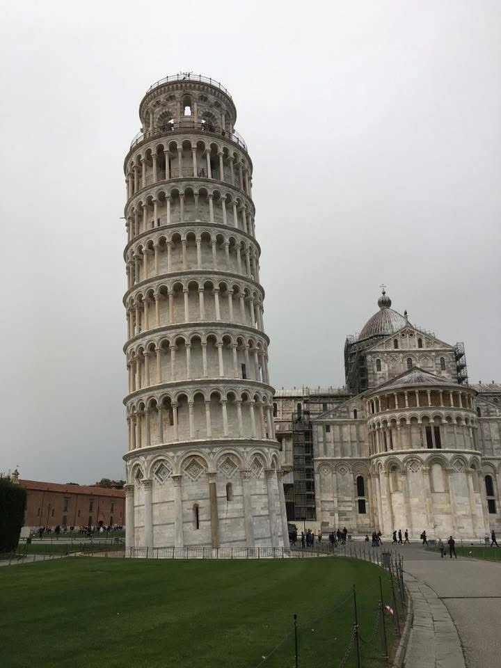 イタリア🇮🇹ピザの斜塔 フィレンツェ とにかく人が多い！世界中から集まる人の波イタリア世界遺産ピサの斜塔フィレンツェイタリア旅行