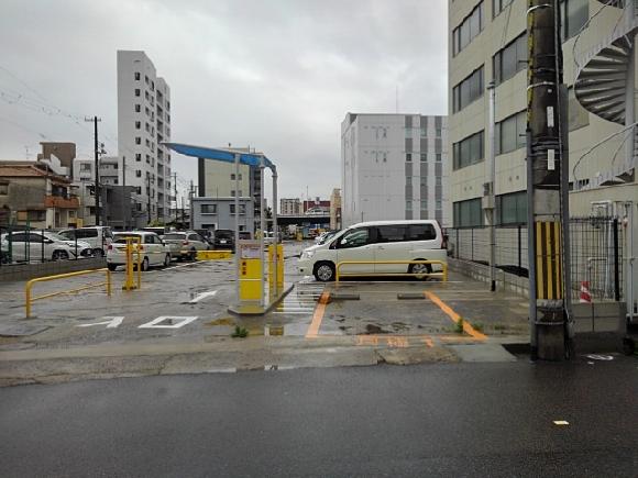 タイムズ堺東駅第８（大阪府堺市堺区北瓦町2-2）の時間貸駐車場・満車/空車・料金情報 ｜タイムズ駐車場検索