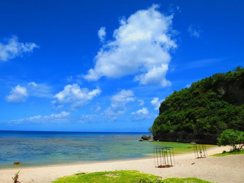 グアム観光ブログ : グアムの静かなビーチ 