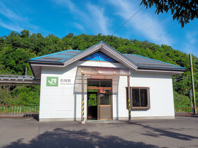 コロナで無人 地下鉄京都駅 - 七分目