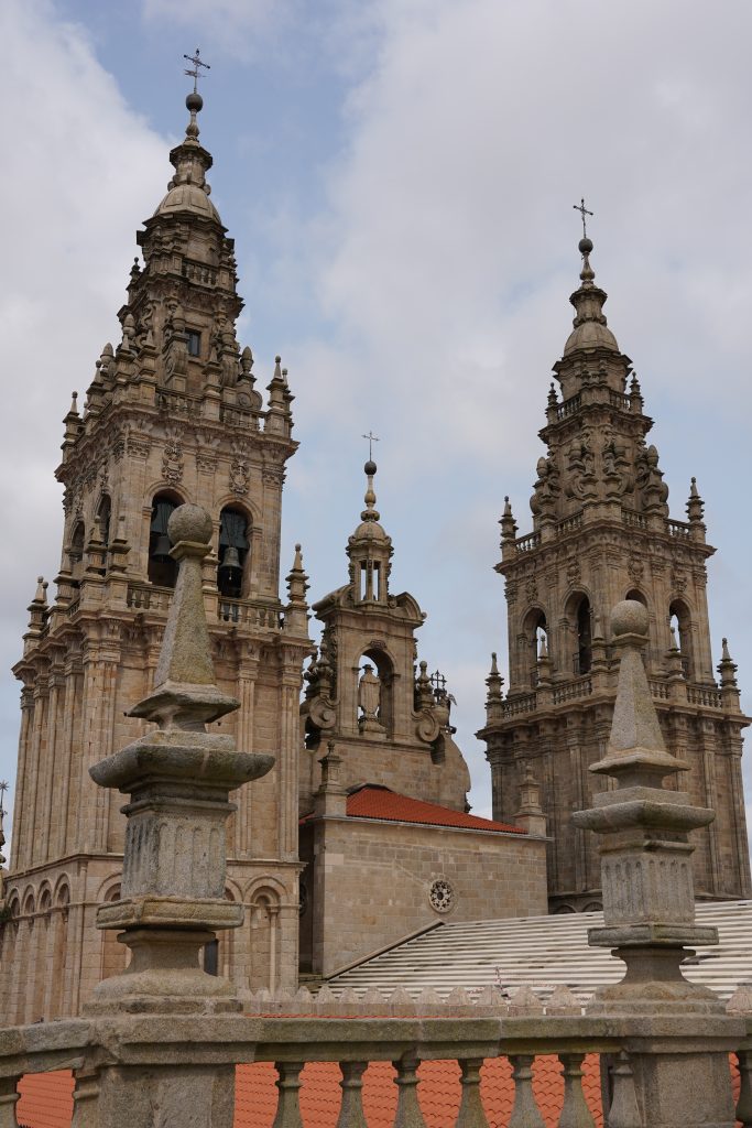 サンティアゴ デ コンポステーラ：大聖堂、博物館、旧市街ツアーGetYourGuide