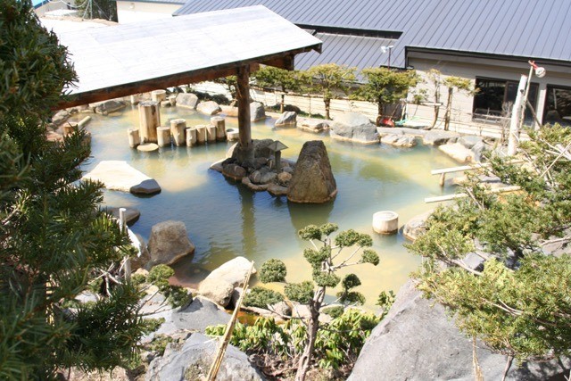 ONSEN RYOKAN 由縁