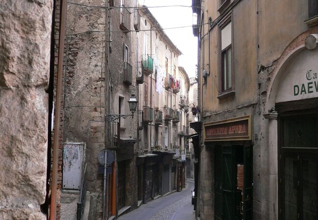 295,137 イタリア 街並み