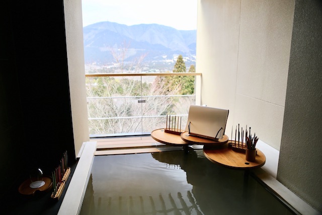 箱根・仙石原に「星野リゾート 界 仙石原」オープン、アートに包まれる