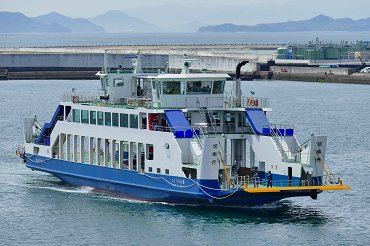 軽トラが小さなログハウスに！自作キャンピングカーの魅力と作り方を紹介キャンプ・アウトドア情報メディアhinata