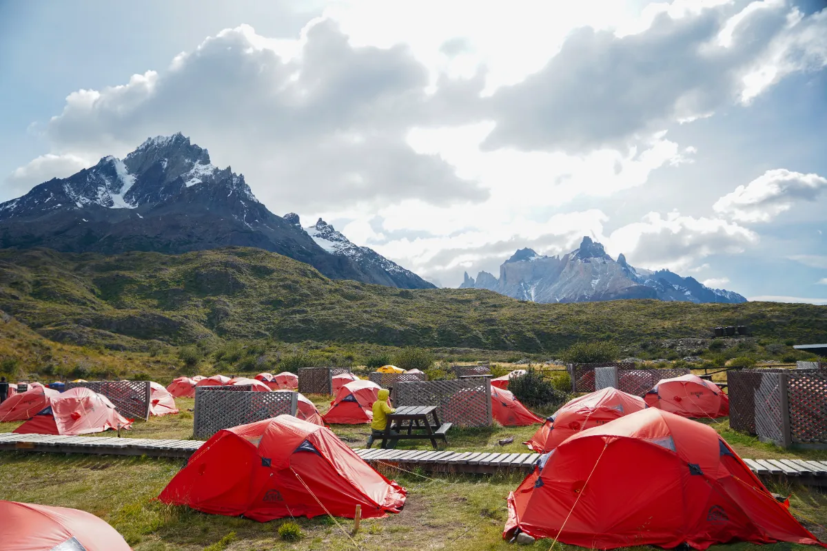 トーレスデルパイネ国立公園旅行・ツアー海外旅行のSTW