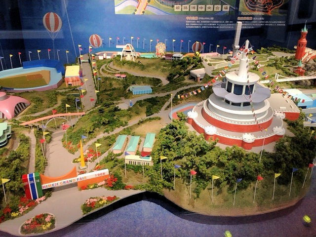 久々に姫路手柄山中央公園に行ったので昔懐かしい姫路モノレールの展示館へ行ってみた！正に昭和感満載！義史のB型ワールド