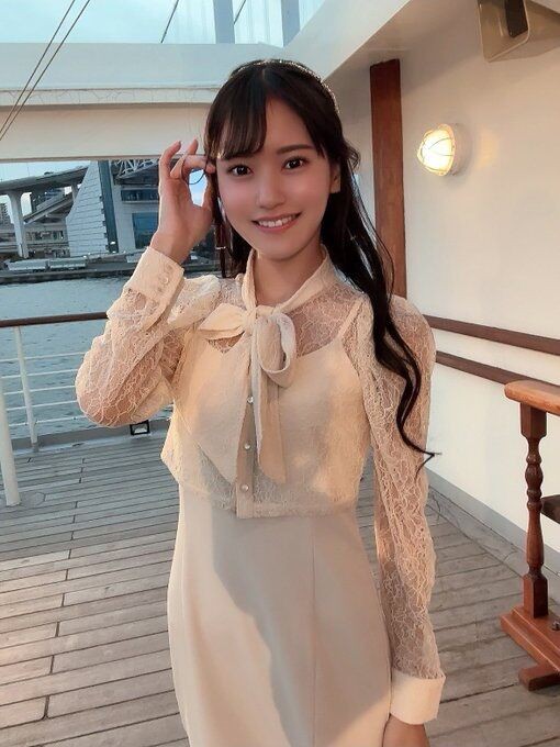 No.1逸材美少女候補 八掛うみ、遠隔ローター仕込んで公共の場所で野外プレイしてるwww -