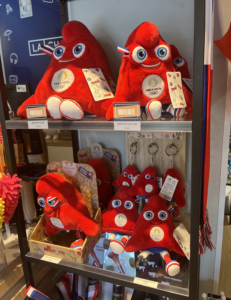 パリのシャルル・ド・ゴール空港のKゲート内で買えるお土産まとめ吉田佐和子オフィシャルサイト