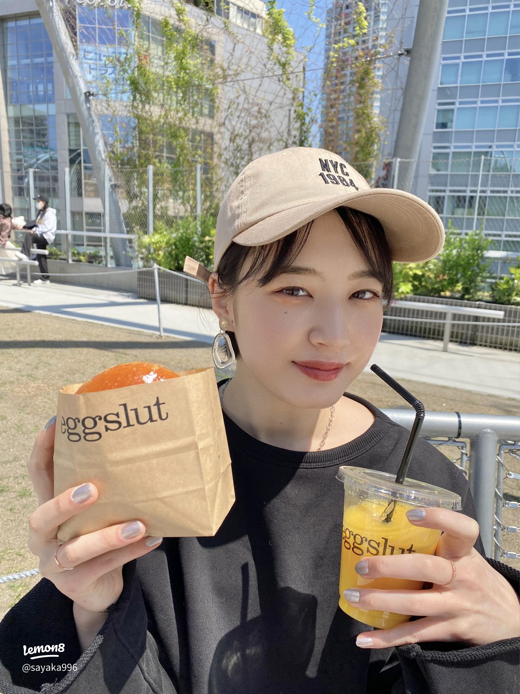 ミヤシタパーク 新しい宮下公園は芝生の屋上公園がとにかく気持ちいい！持ち込みOK！渋谷の新スポット。口コミ・評判・レビュー・感想神楽坂の休日ブログ