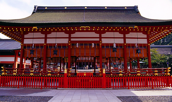 伏見稲荷大社の歴史 年表 を簡単に説明🦊 名前の由来や建てられた理由