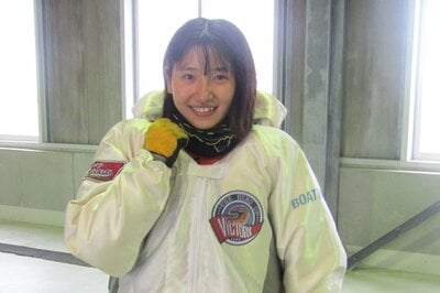 写真：【ボートレース第１３２期生修了記念競走】土屋南の妹・蘭が特別選抜戦で１着「強いレーサーになりたい」 | 東スポWEB